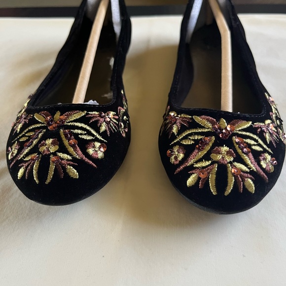 Yellowbox Women’s Flats - Picture 6 of 6